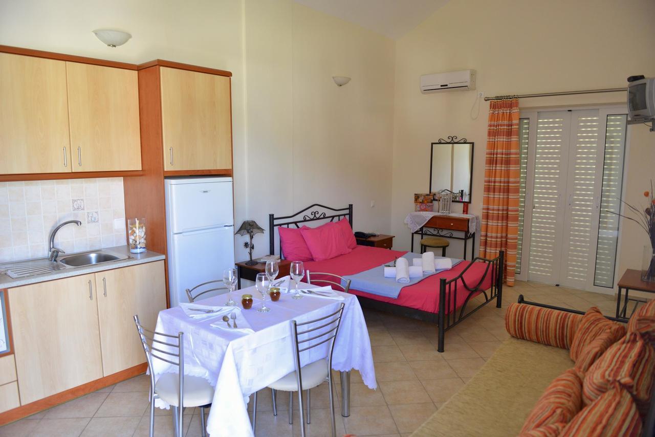 Aparthotel Korali Almiropótamos Esterno foto
